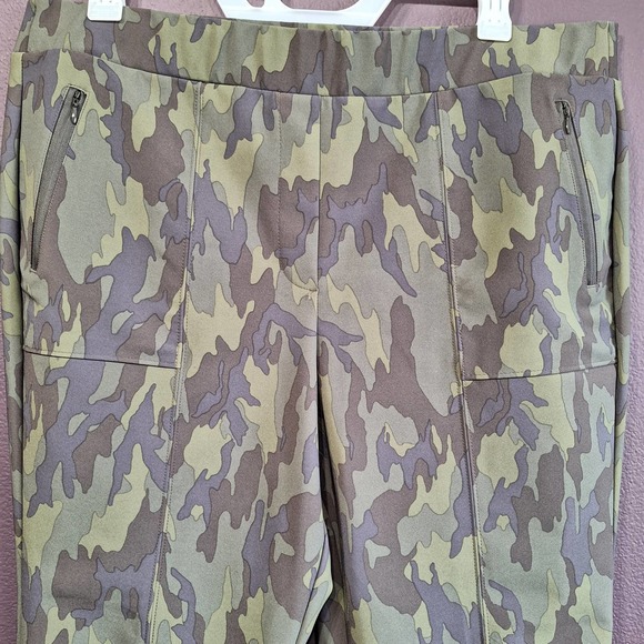 Lane Bryant 20 camo cropped cigarette pants nylon stretch business casual work - Picture 2 of 5
